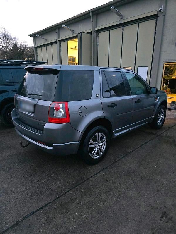 Gebraucht Land Rover Freelander 2 165 PS (121 kW) 2008 Silber SUV