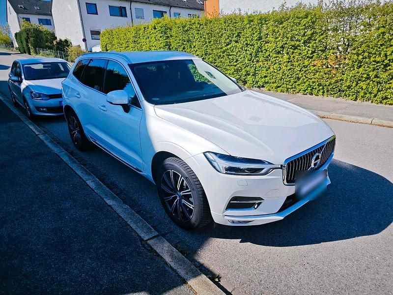 Gebraucht Volvo XC60 235 PS (172 kW) 2020 Weiß SUV