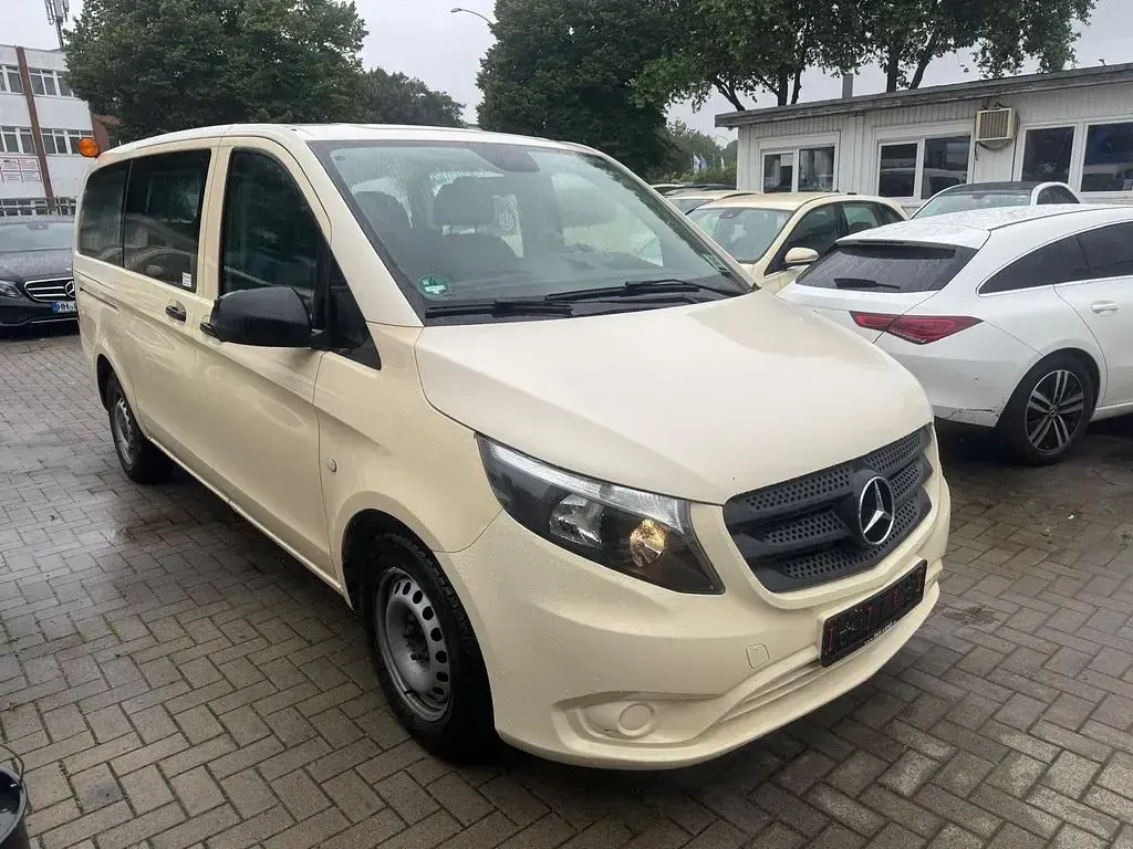 Gebraucht Mercedes Vito 136 PS (100 kW) 2019 Beige Van