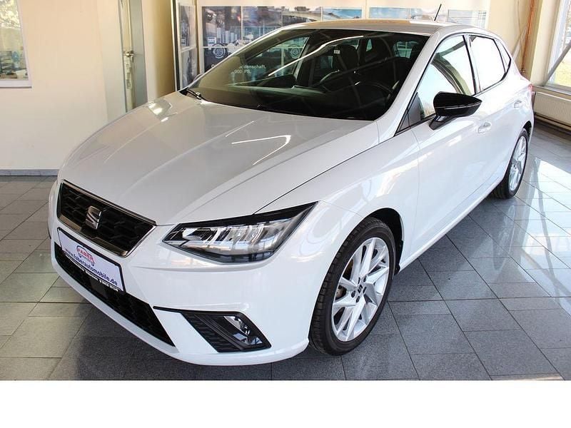 Gebraucht Seat Ibiza FR 80 PS (58 kW) 2022 Weiß Limousine