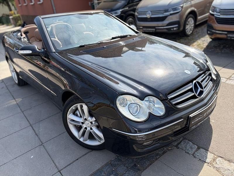 Gebraucht Mercedes CLK320 224 PS (164 kW) 2007 Schwarz Cabrio