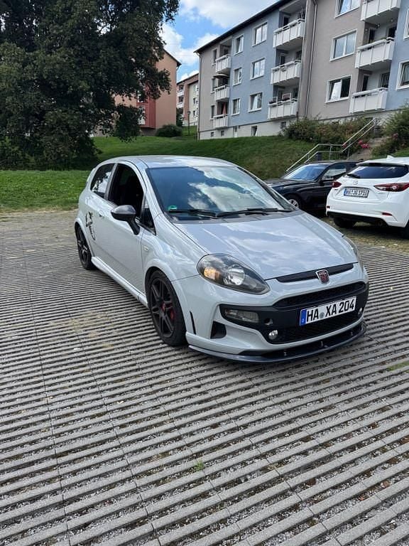 Grau Gebraucht 2011 Abarth Punto Evo Kleinwagen | 7.500 € - Bild 1/4