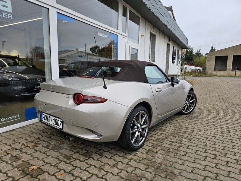 Gebraucht Mazda MX5 Kazari 184 PS (135 kW) 2023 Andere farbe Cabrio