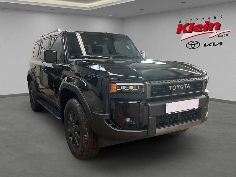 Neu Toyota Land Cruiser 205 PS (150 kW) 2026 Schwarz SUV