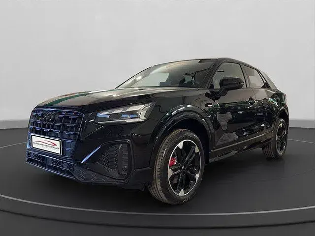 Gebraucht Audi Q2 S-Line 150 PS (110 kW) 2026 Schwarz SUV