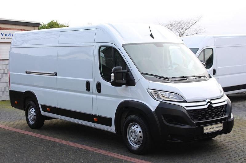 Gebraucht Citroën Jumper 165 PS (121 kW) 2024 Weiß Van / Kleinbus