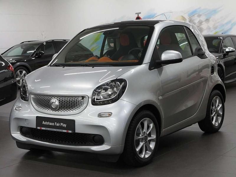 Other Gebraucht 2015 Smart ForTwo Coupé Passion Coupé | 8.890 € (Etwas zu teuer) - Bild 1/4
