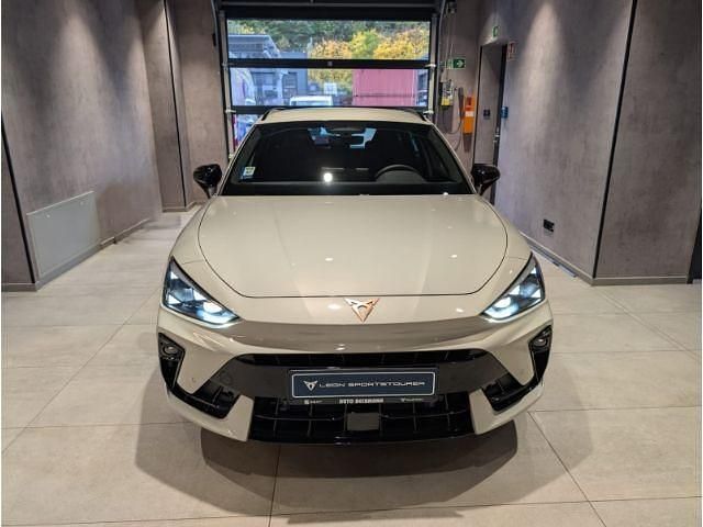 Neu Cupra Leon VZ 272 PS (200 kW) 2025 Grau Limousine