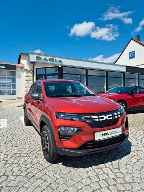 Rot Gebraucht 2024 Dacia Spring Essentiel Kleinwagen | 17.900 € (Etwas zu teuer) - Bild 1/4