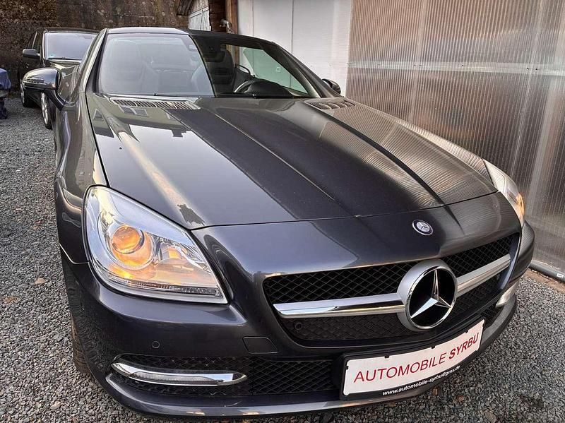 Gebraucht Mercedes SLK200 184 PS (135 kW) 2012 Schwarz Cabrio