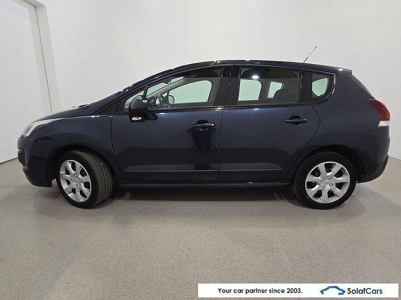 Second-hand Peugeot 3008 131 CP (96 kW) 2015 Albastru Break