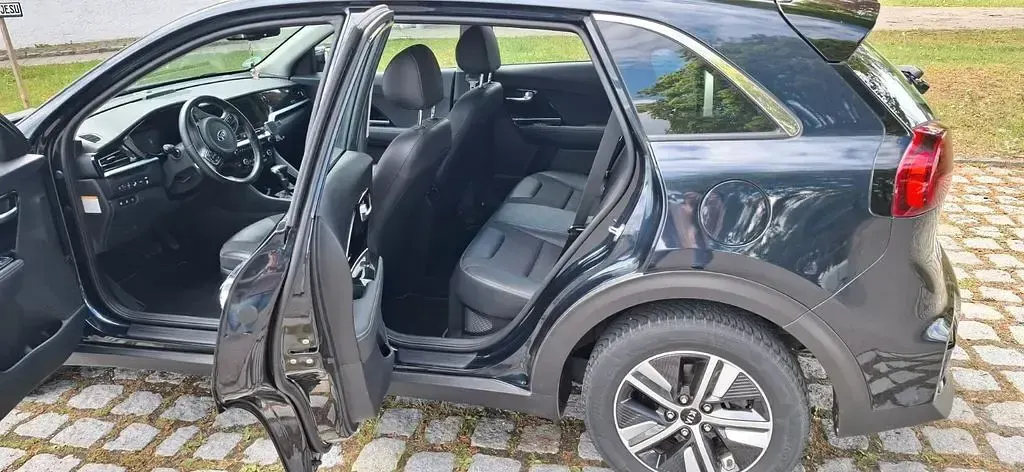 Gebraucht Kia Niro Vision 141 PS (103 kW) 2021 Schwarz SUV