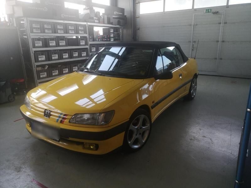 Gelb Gebraucht 1996 Peugeot 306 Cabriolet Sport Cabrio | 6.850 € (Teuer) - Bild 1/4