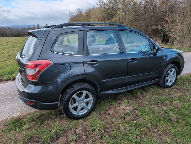 Gebraucht Subaru Forester Active 150 PS (110 kW) 2013 Grau SUV