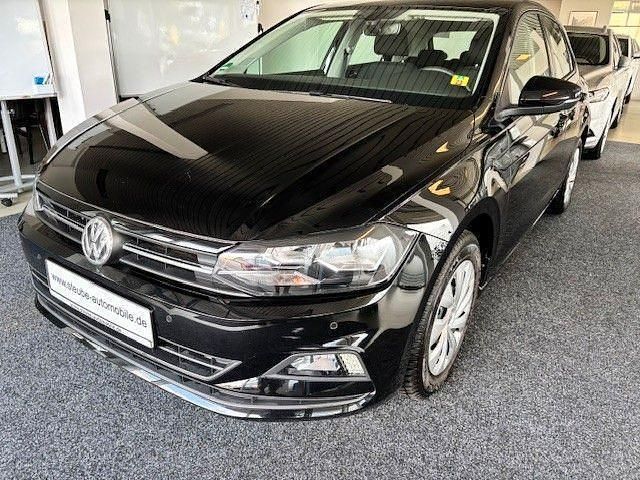 Schwarz Gebraucht 2018 VW Polo Comfortline Kleinwagen | 15.899 € (Fairer Preis) - Bild 1/4