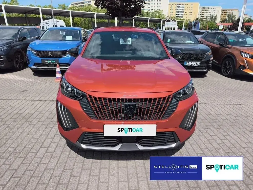 Gebraucht Peugeot 2008 Allure 101 PS (74 kW) 2024 Rot SUV