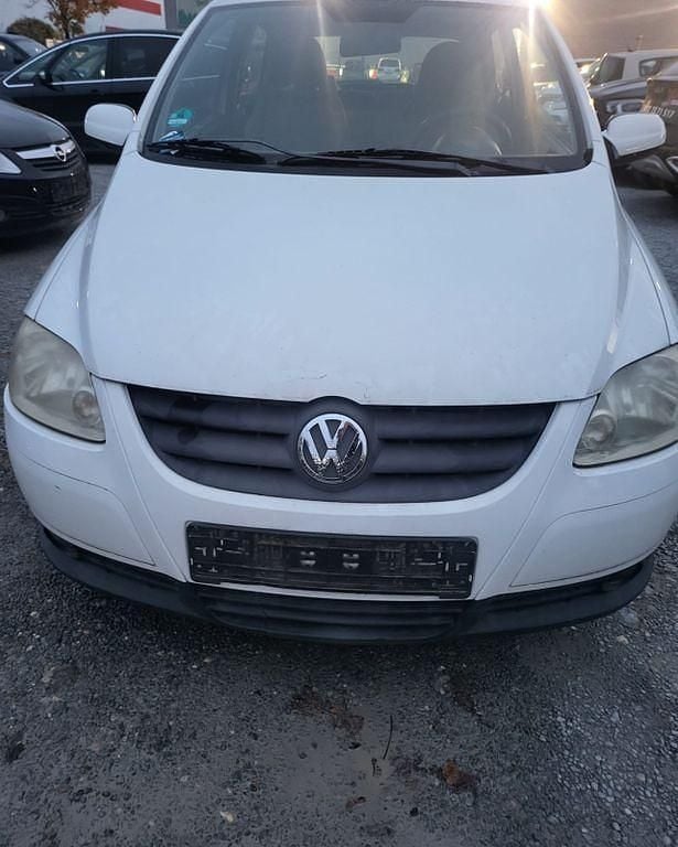 Weiß Gebraucht 2008 VW Fox Kleinwagen | 590 € (Superpreis) - Bild 1/4