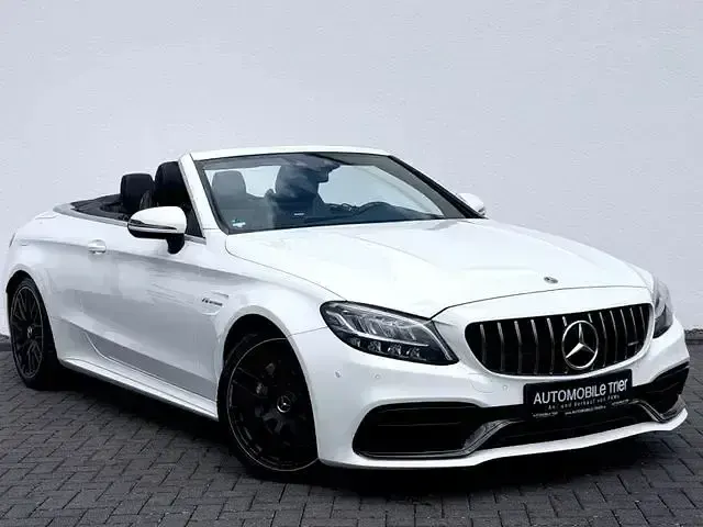 Gebraucht Mercedes C63 AMG AMG 476 PS (350 kW) 2023 Weiß Cabrio
