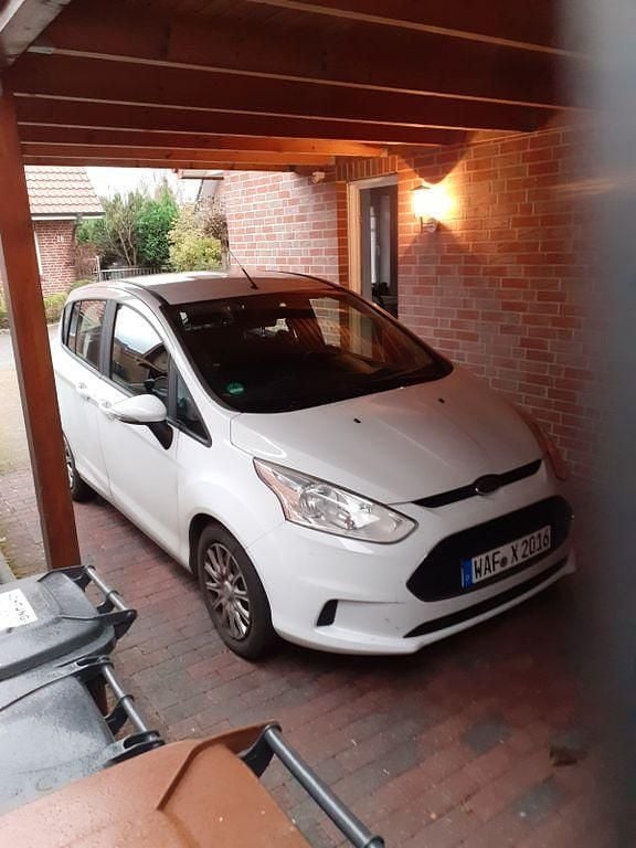 Weiß Gebraucht 2016 Ford B-MAX Colourline Van / Kleinbus | 4.950 € (Superpreis) - Bild 1/4