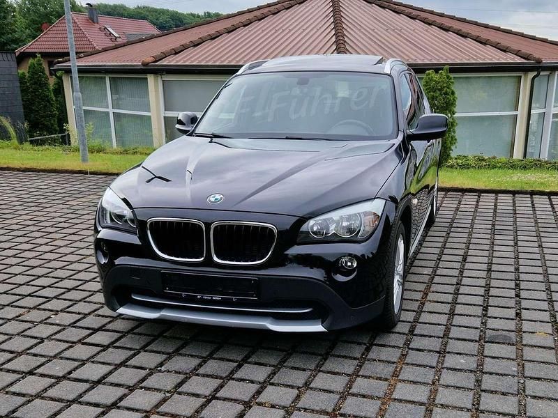 Schwarz ii Gebraucht 2010 BMW X1 SUV | 9.300 € (Fairer Preis) - Bild 1/4