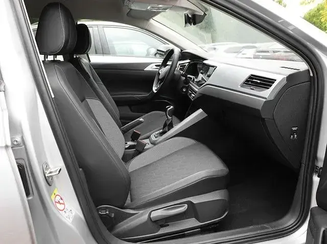 Gebraucht VW Taigo Goal 95 PS (69 kW) 2025 Reflexsilber metallic SUV