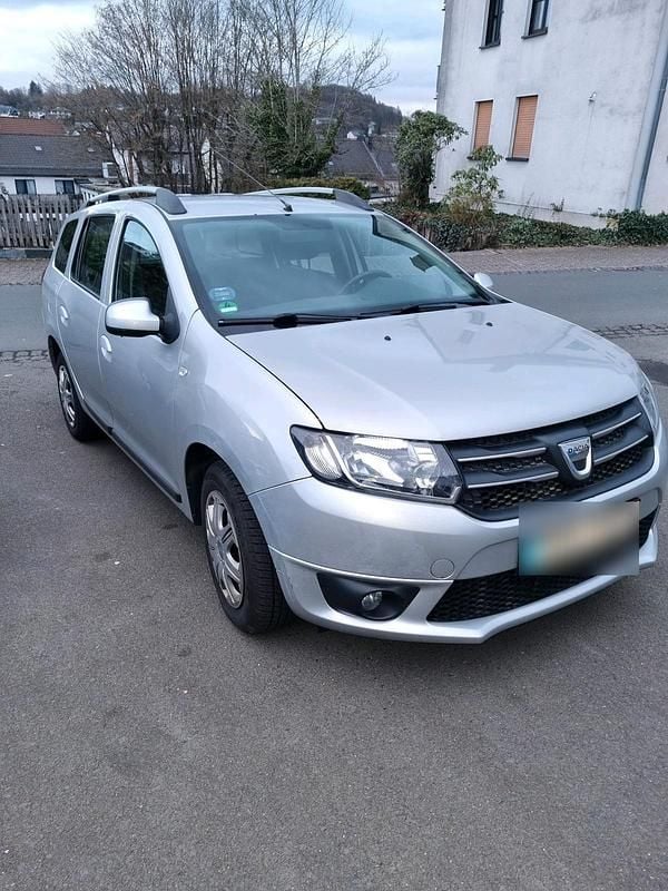 Gebraucht Dacia Logan 90 PS (66 kW) 2015 Silber Kombi