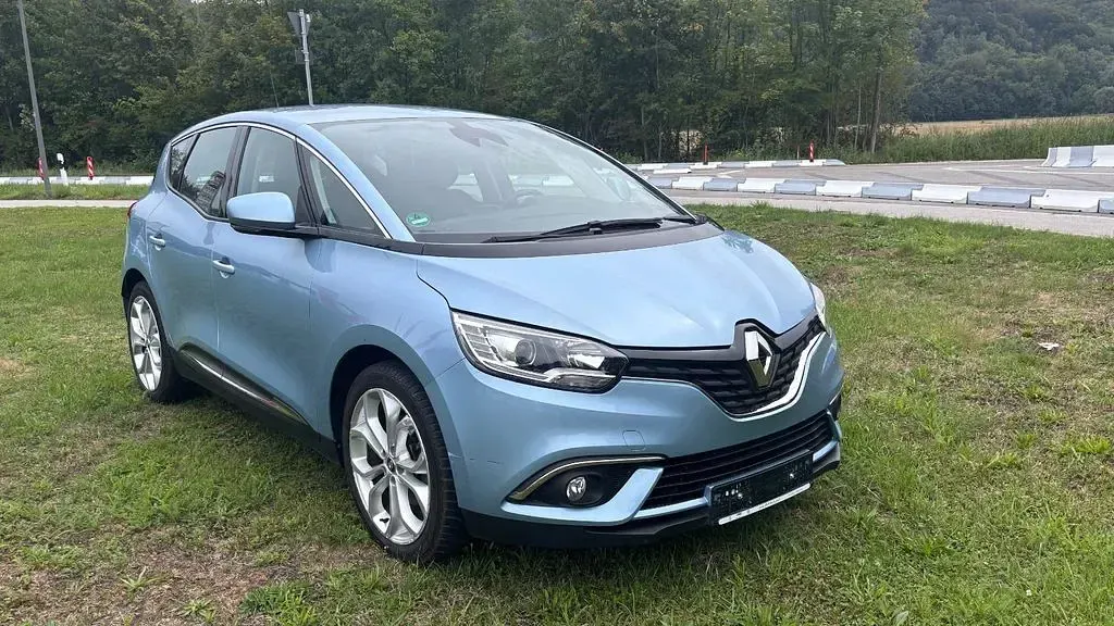 Gebraucht Renault Scénic III Experience 116 PS (85 kW) 2017 Blau Van / Kleinbus