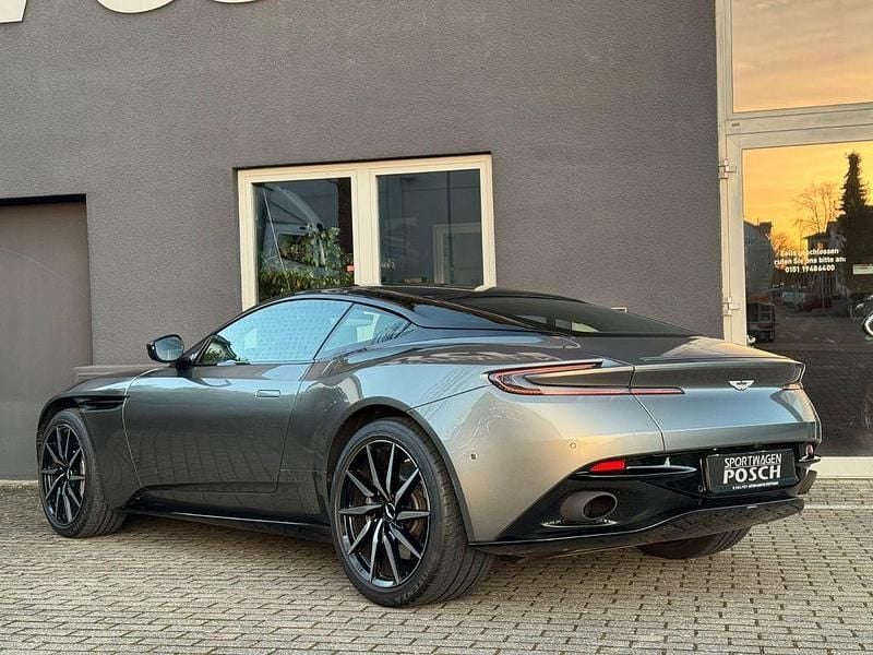 Gebraucht Aston Martin DB11 510 PS (375 kW) 2019 Grau