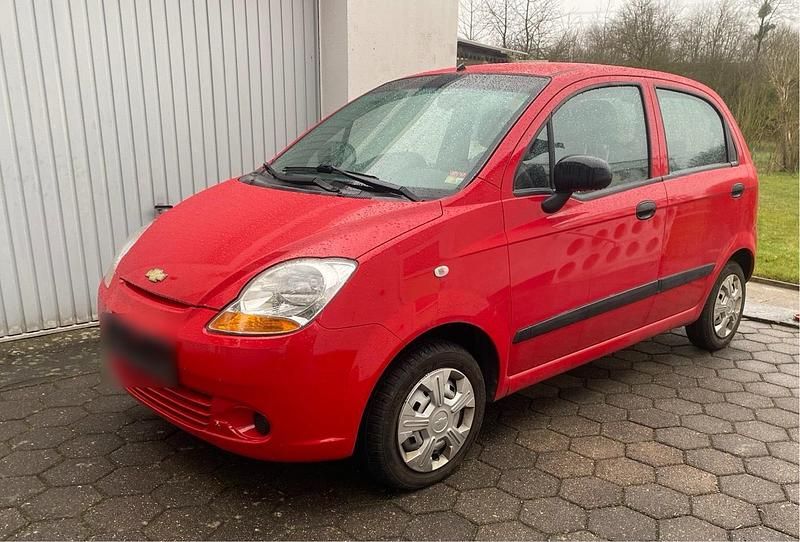Gebraucht Chevrolet Matiz 52 PS (38 kW) 2010 Rot Kleinwagen