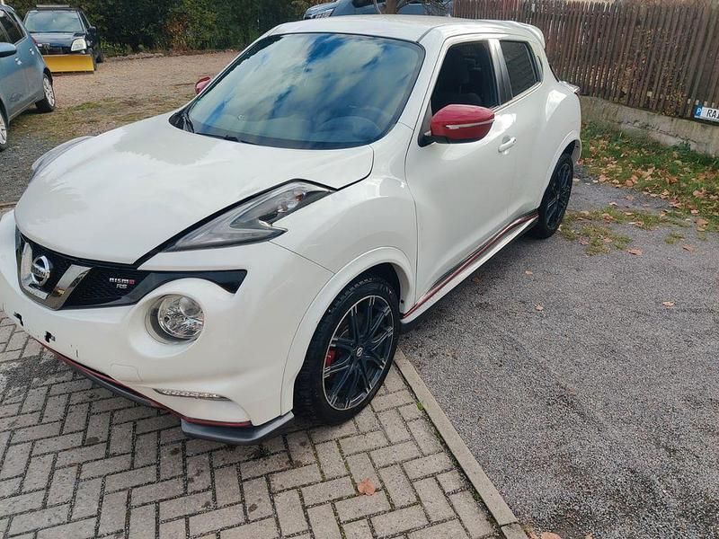 Weiß Gebraucht 2015 Nissan Juke Nismo RS SUV | 14.500 € (Etwas zu teuer) - Bild 1/4