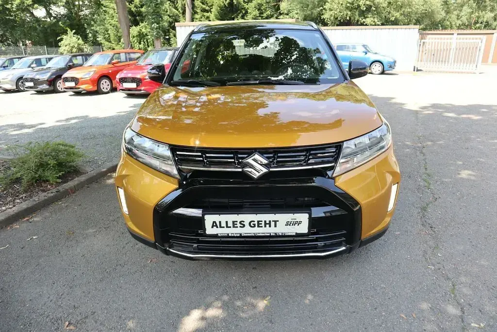 Neu Suzuki Vitara Comfort 129 PS (94 kW) 2026 Gold SUV