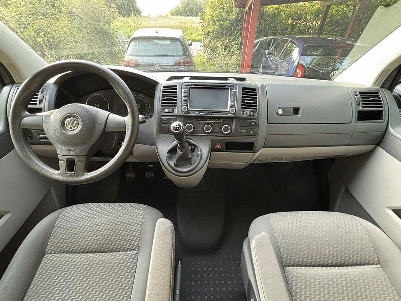 Gebraucht VW T5 140 PS (102 kW) 2011 Grau Van