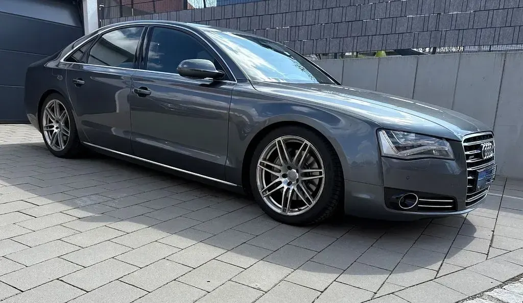 Gebraucht Audi A8L 250 PS (183 kW) 2012 Grau Limousine