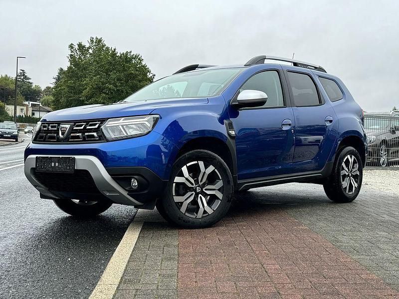 Blau Gebraucht 2021 Dacia Duster Prestige SUV | 18.300 € (Fairer Preis) - Bild 1/4