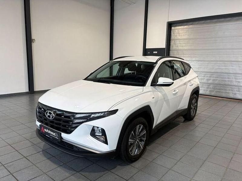 Gebraucht Hyundai Tucson Select 150 PS (110 kW) 2024 Weiß SUV