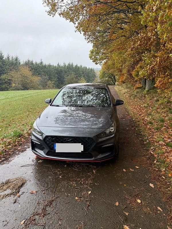 Schwarz Gebraucht 2019 Hyundai i30 N Performance Limousine | 22.500 € (Fairer Preis) - Bild 1/4