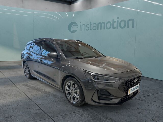 Grau Gebraucht 2023 Ford Focus ST-Line Kombi | 27.650 € (Etwas zu teuer) - Bild 1/2