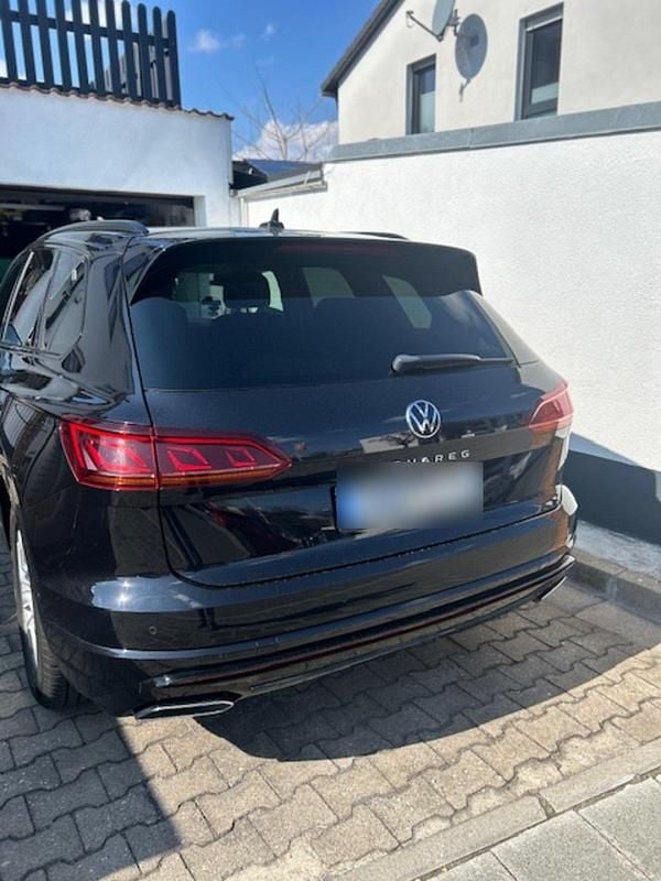 Gebraucht VW Touareg Elegance 286 PS (210 kW) 2021 Schwarz SUV