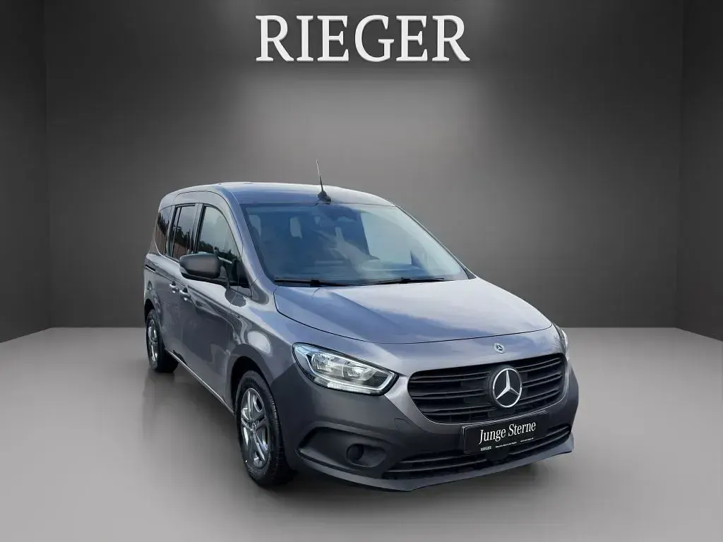 Neu Mercedes eCitan Progressive 89 kW (122 PS) 2025 Grau Kombi