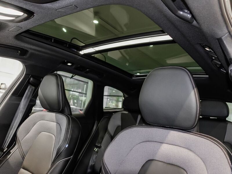 Gebraucht Volvo XC60 Plus 349 PS (256 kW) 2024 Onyx black / metallic SUV