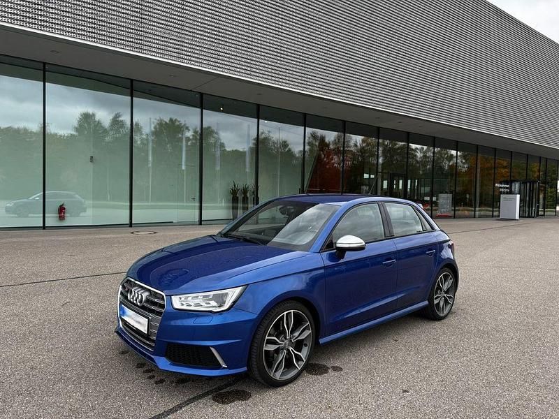 Blau Gebraucht 2015 Audi S1 Sport Kleinwagen | 20.500 € (Fairer Preis) - Bild 1/4