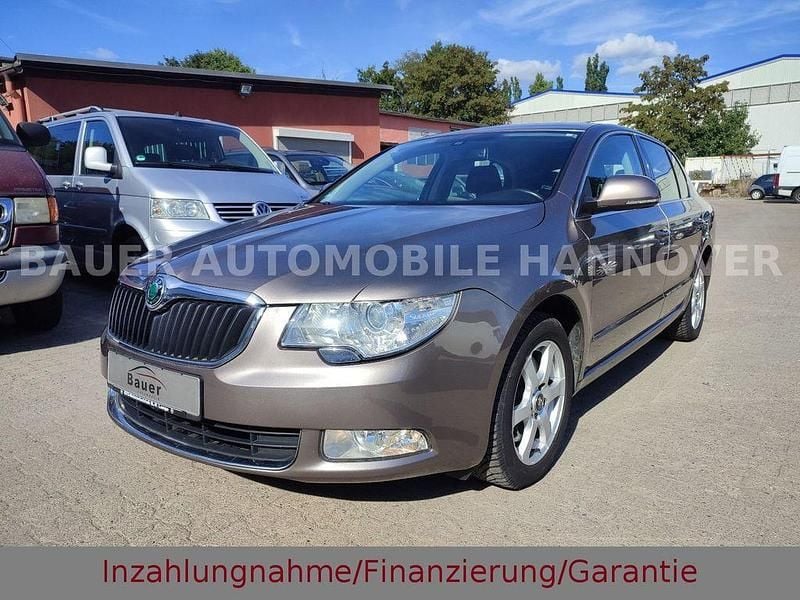 Violet Gebraucht 2010 Skoda Superb Ambition Limousine | 4.999 € (Guter Preis) - Bild 1/4