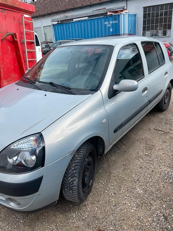 Gebraucht Renault Clio II 75 PS (55 kW) 2002 Grau Kleinwagen