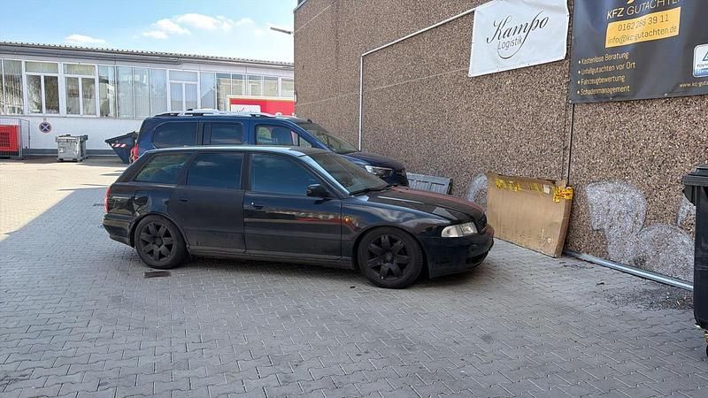 Gebraucht Audi A4 125 PS (91 kW) 1998 Schwarz Kombi