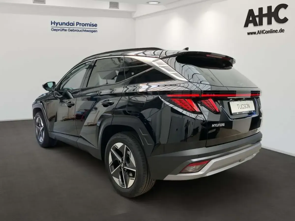 Neu Hyundai Tucson Trend 150 PS (110 kW) 2026 Schwarz abyss black SUV