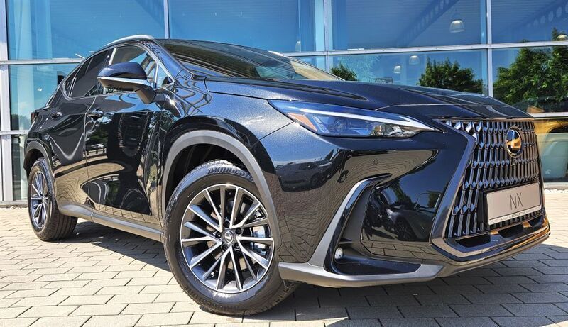 Graphitschwarz metallic Neu 2024 Lexus NX350h Business Edition SUV | 49.980 € (Superpreis) - Bild 1/4