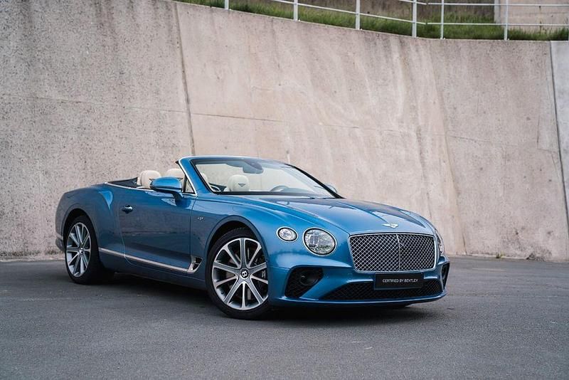 Gebraucht Bentley Continental GT Convertible 551 PS (405 kW) 2021 Blau Cabrio