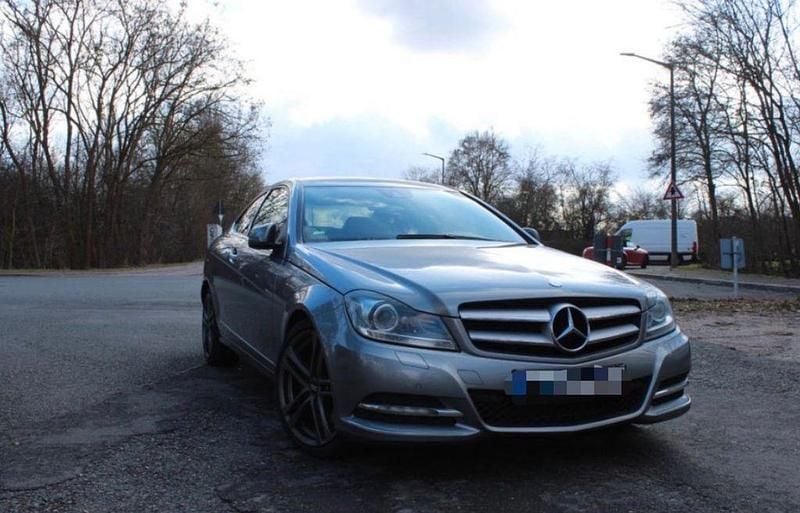 Gebraucht Mercedes C350 306 PS (225 kW) 2012 Schwarz Coupé