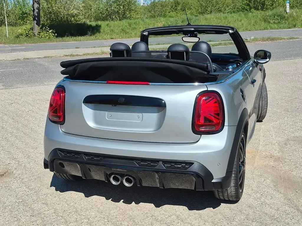 Gebraucht Mini John Cooper Works Cabriolet 231 PS (169 kW) 2023 Silber Cabrio