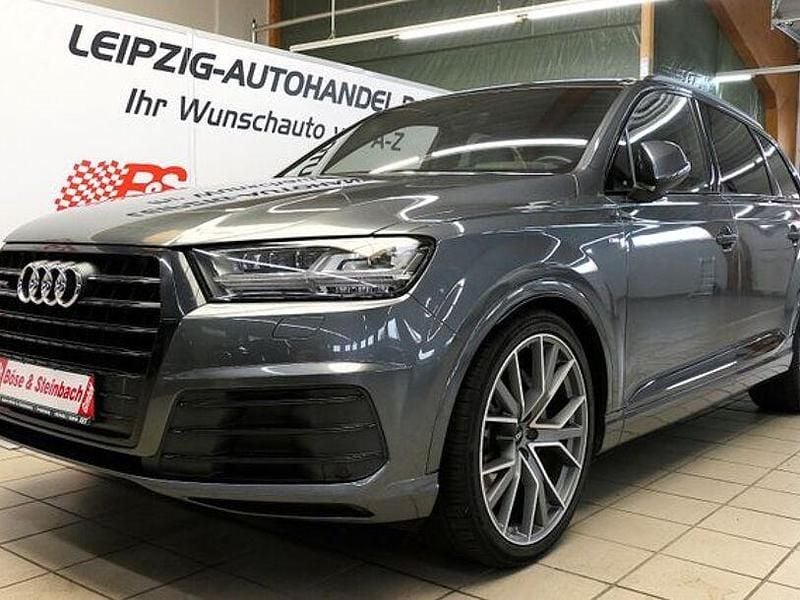 Grau Gebraucht 2018 Audi Q7 S-Line SUV | 49.874 € (Teuer) - Bild 1/4